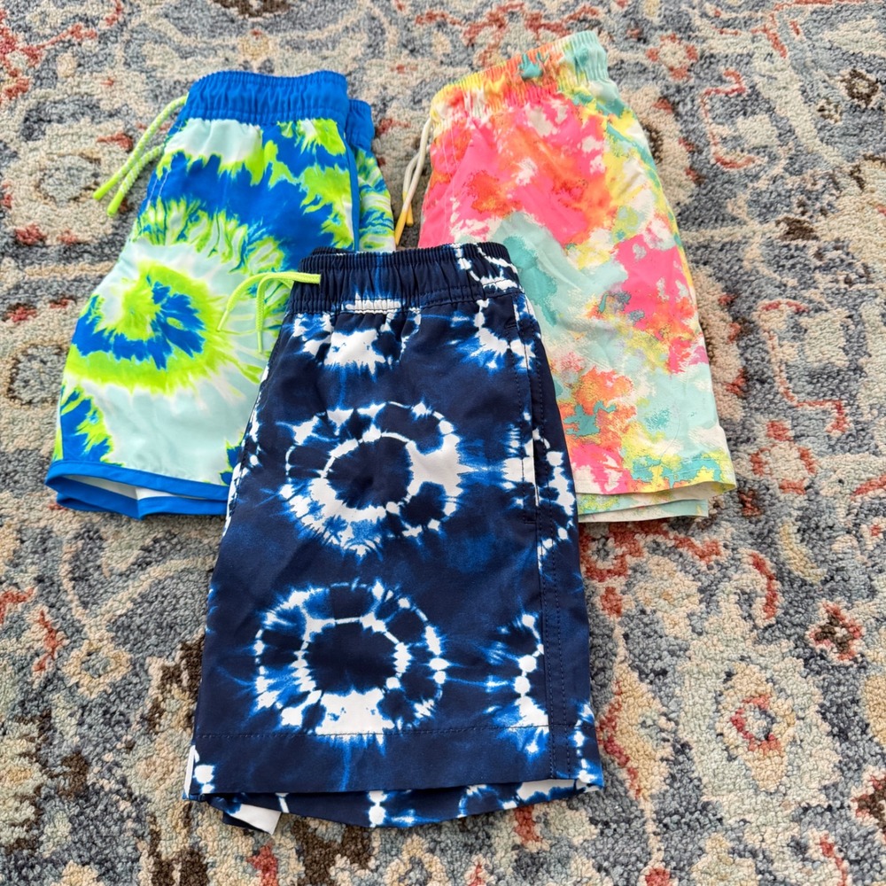 Crewcuts Cat & Jack Boys 5T Tie Dye Swim Trunks Surf Summer EUC